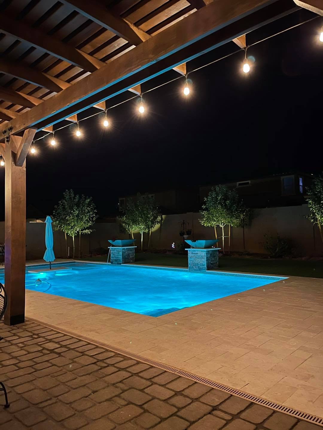 Pool gallery photo 6